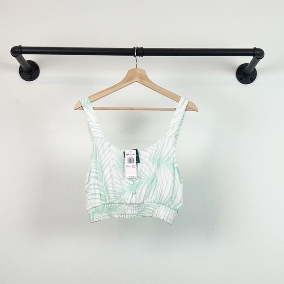NWT Roxy Sea Fog Palm Print Sleeveless Floral Crop Top - Picture 6 of 7